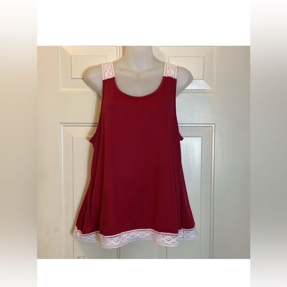 4/$30 Red Burgundy Tank Top with White Lace Straps 💯 Polyester Plus Size 2XL - Picture 1 of 7